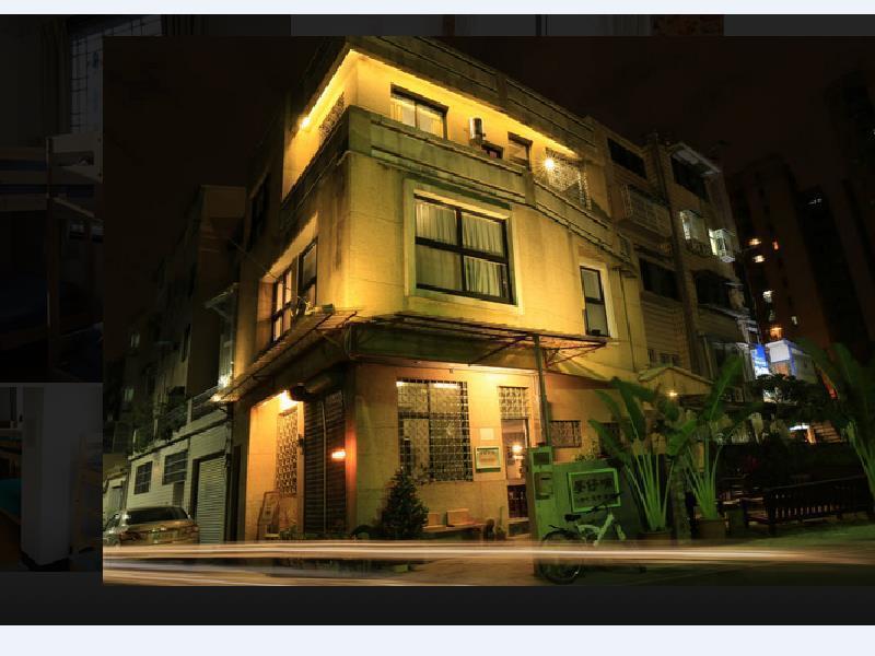 Meng Zi Bu _Dream Corner Vandrarhem Tainan Exteriör bild