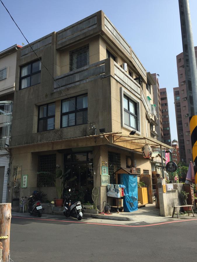Meng Zi Bu _Dream Corner Vandrarhem Tainan Exteriör bild